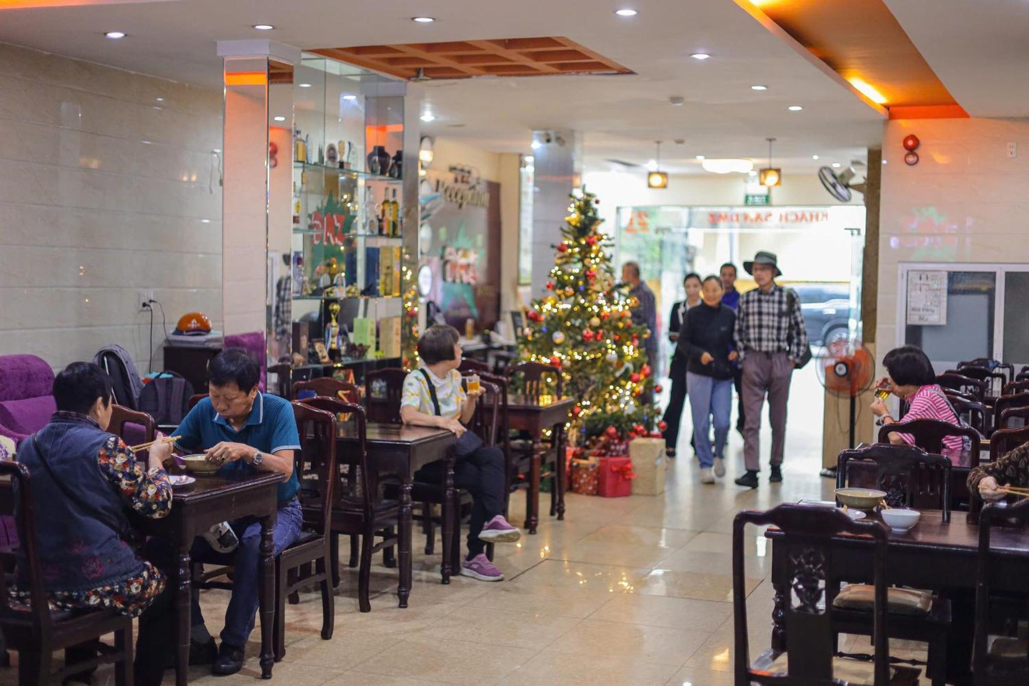 Dmz Hotel Huế Kültér fotó