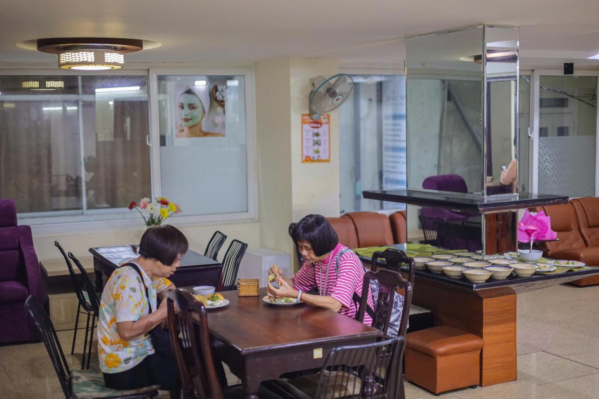 Dmz Hotel Huế Kültér fotó