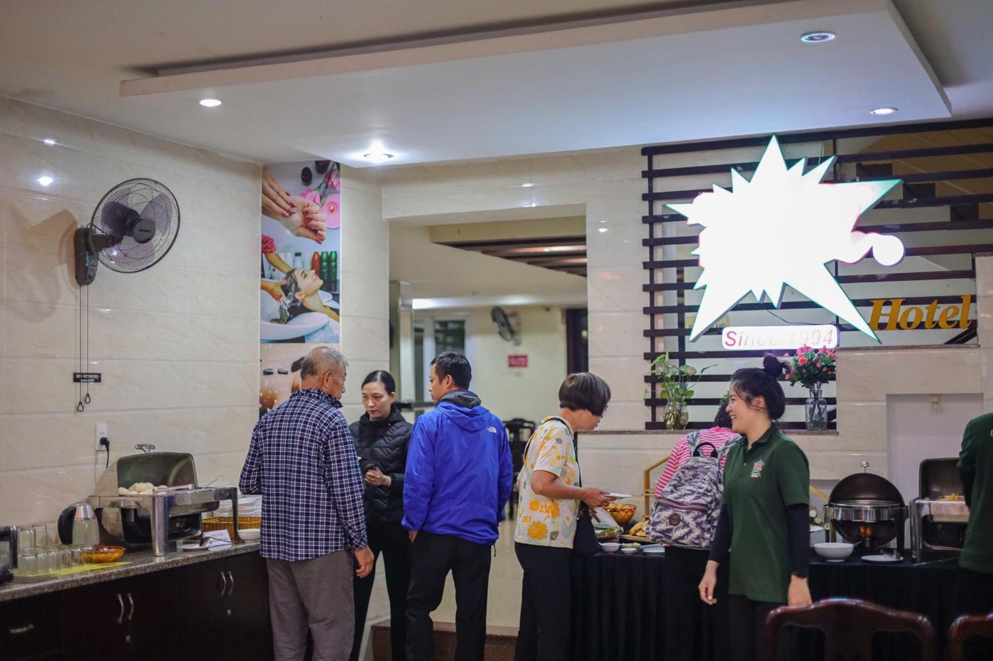 Dmz Hotel Huế Kültér fotó