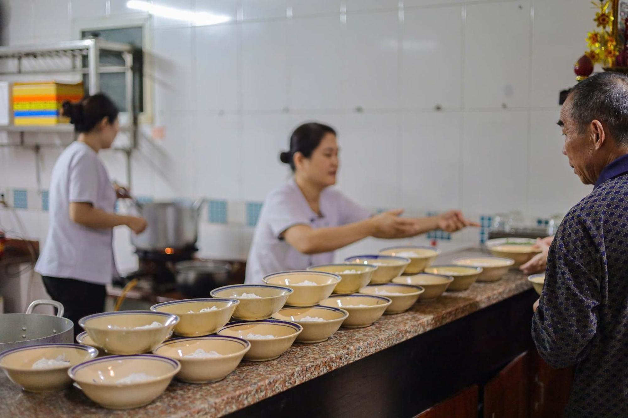 Dmz Hotel Huế Kültér fotó