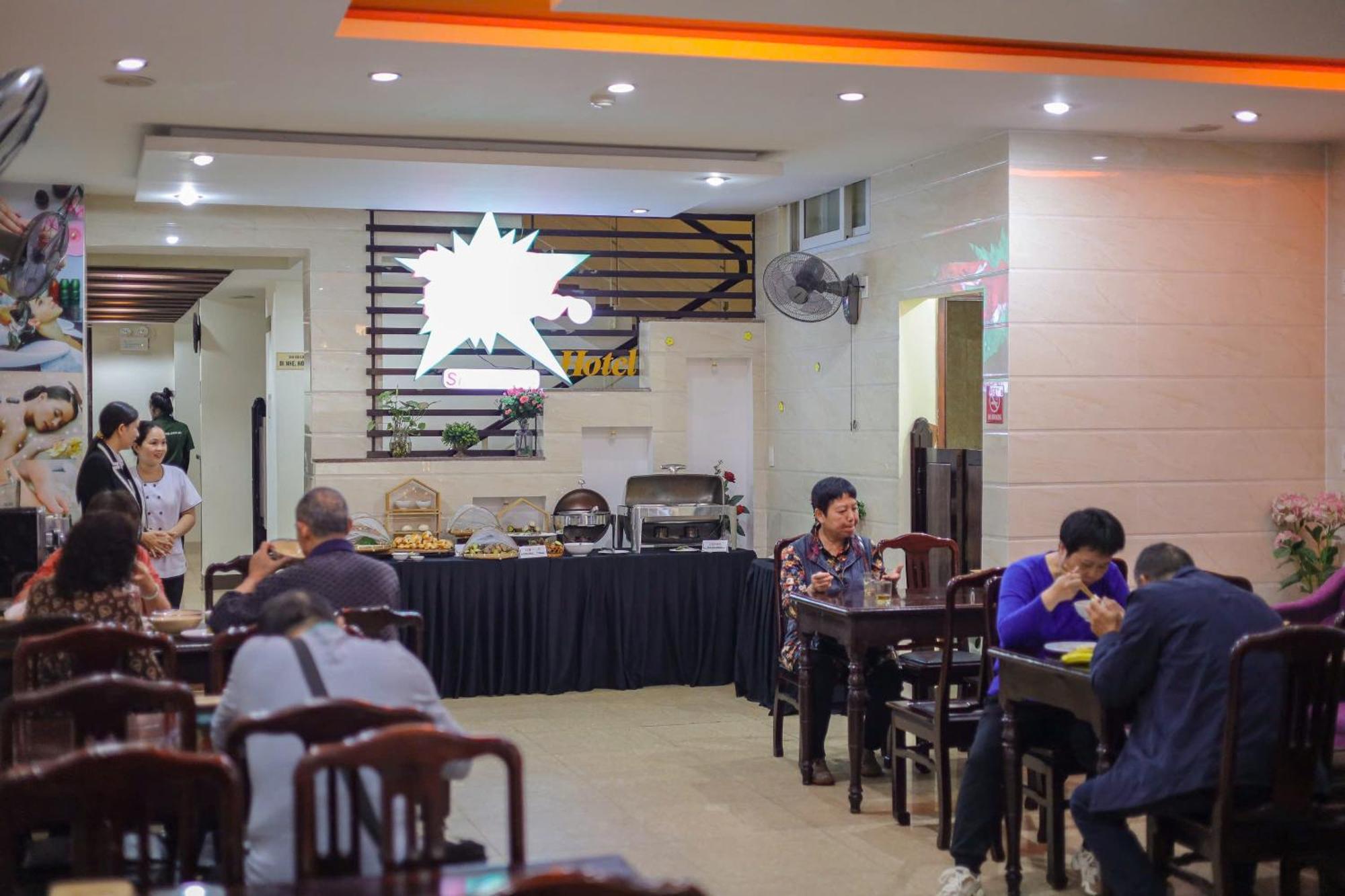 Dmz Hotel Huế Kültér fotó